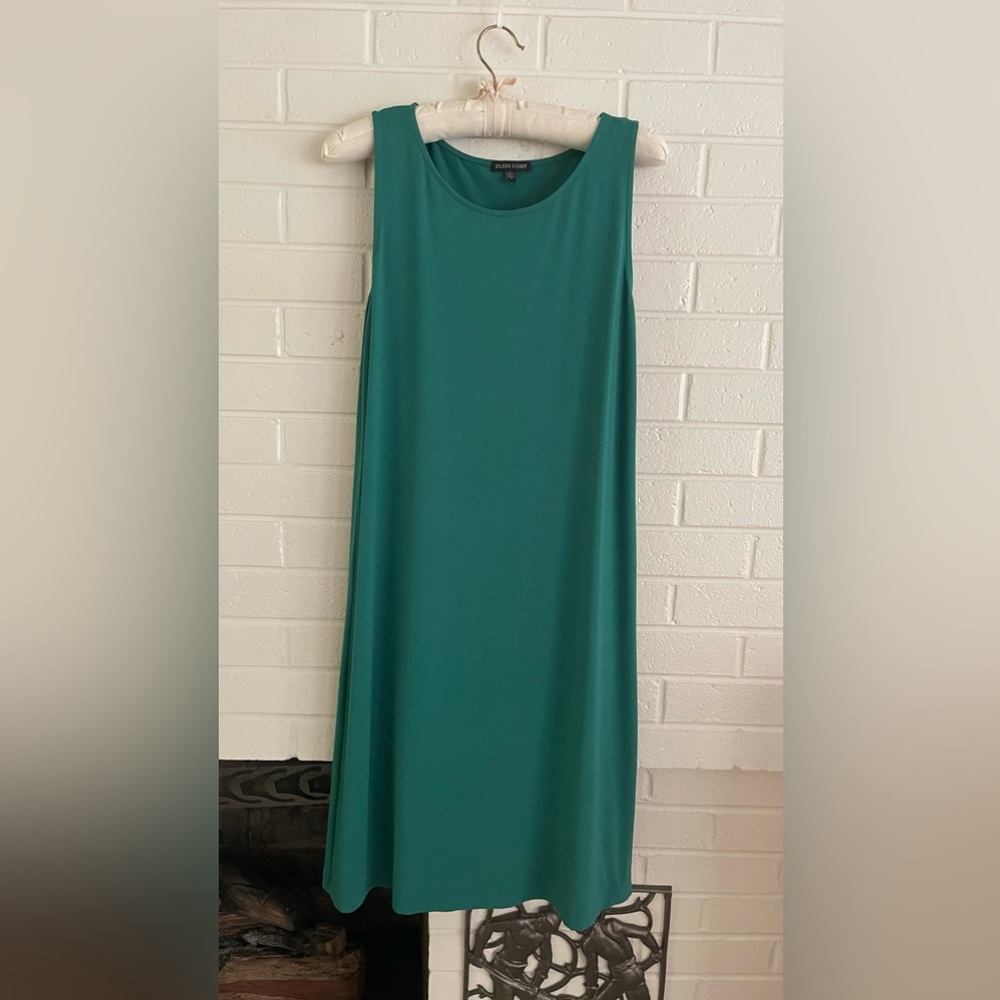 Eileen Fisher shift dress. Size Small. Beautiful fabric and color. P2P 18” L37”
